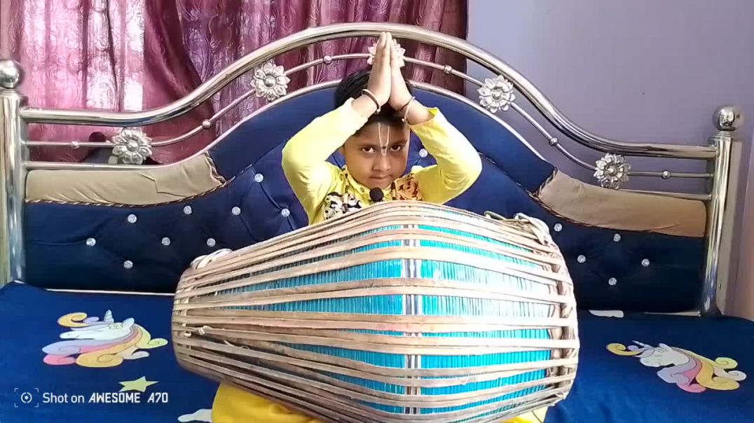 ⁣Shree Krishna Govinda hare murari ll श्री कृष्ण गोविंदा हरे मुरारी ll Riyansika Samaddar