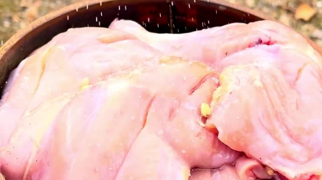 ⁣Chicken leg piece in forest  chicken legs in frying pan #chickenlegrecipe #shortsviral_1080p