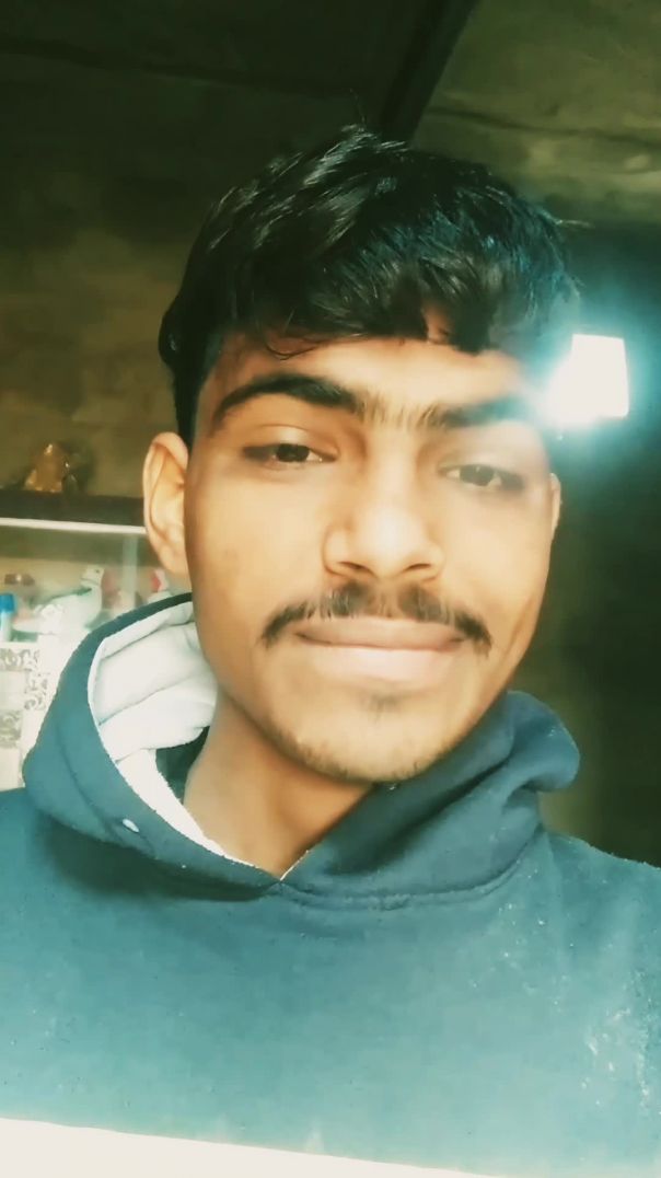 Best shayri in hindi #shayri #viral #apnatube #lipsync