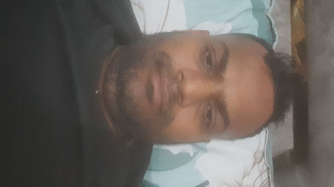 ⁣mixkit-couple-on-the-dance-floor-having-fun-344-hd-ready