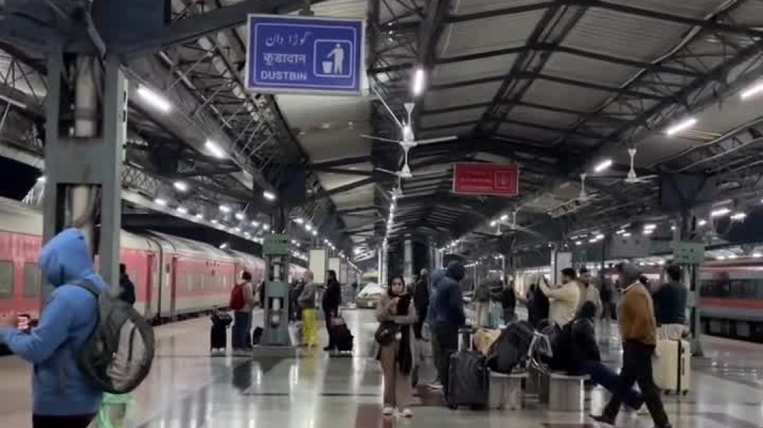 ⁣🧐भारत 🇮🇳 का एक दम साफ़ सुथरा चमकता हुआ रेलवे स्टेशन 😳