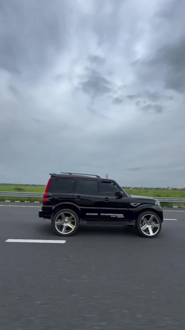 स्कार्पियो