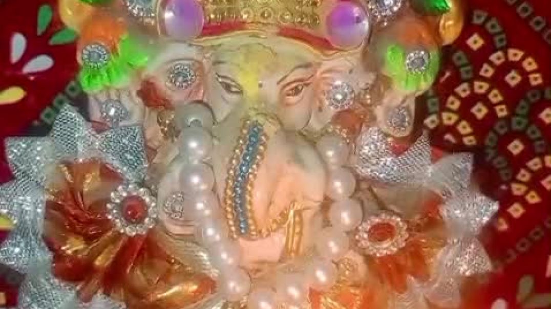 ⁣OM VARDAY NAMO NAMAH