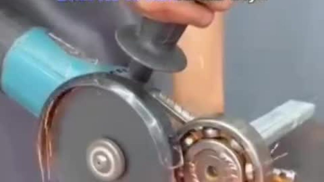 ⁣ग्राइंडरला केलेला बेरिंग चा जुगाड