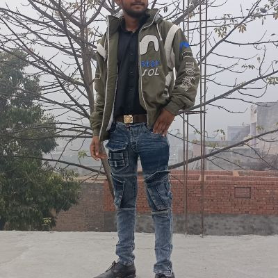 110701088843393128598