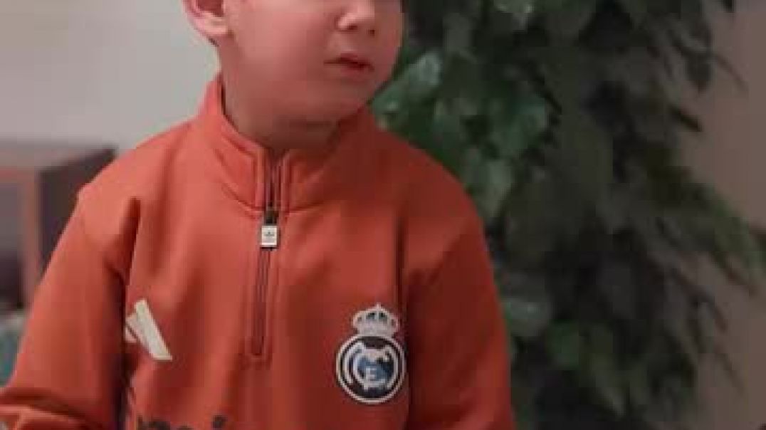 ⁣Bacho ke sath pyar se raho