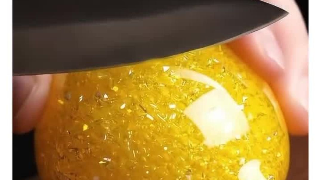 ⁣ASMR Fruit cutting ✂️