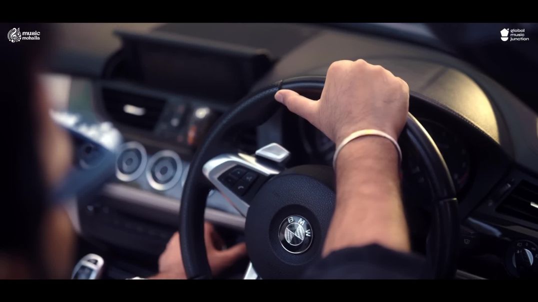 ⁣PAPE PADI _ _Pawan Singh _ Full Video _ Queen Shalinee _ पापे पड़ी _ New Bhojpuri Song 2025(1080P_HD)