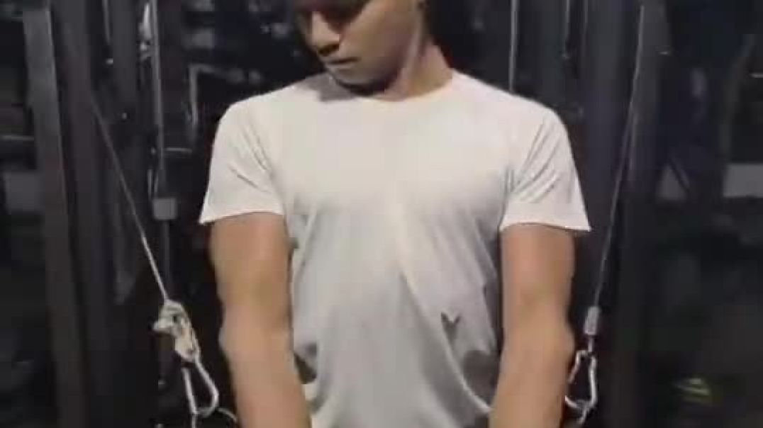 ⁣_trendingvidio _viralvideo 😯😯(720P_HD)