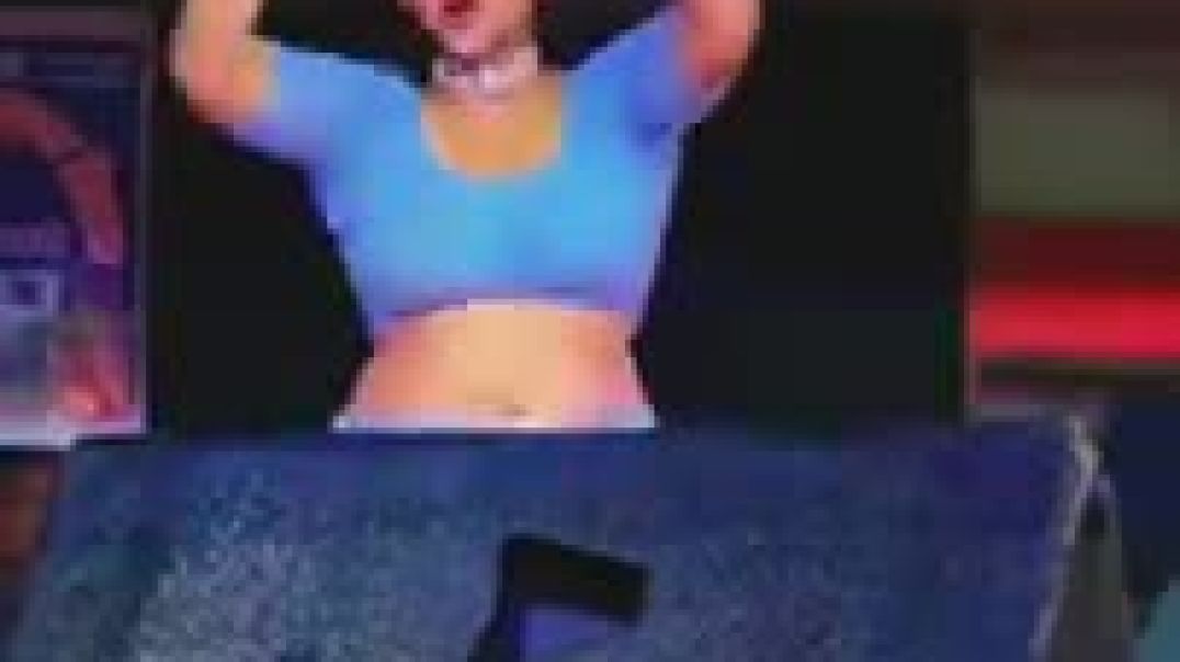 ⁣तोहरा_आम_के_स्वाद_गोरी_खटके_बा_बाक़ी_हटके_बा_#folk_#dance_#bhojpuri_#pawansingh_#khesari