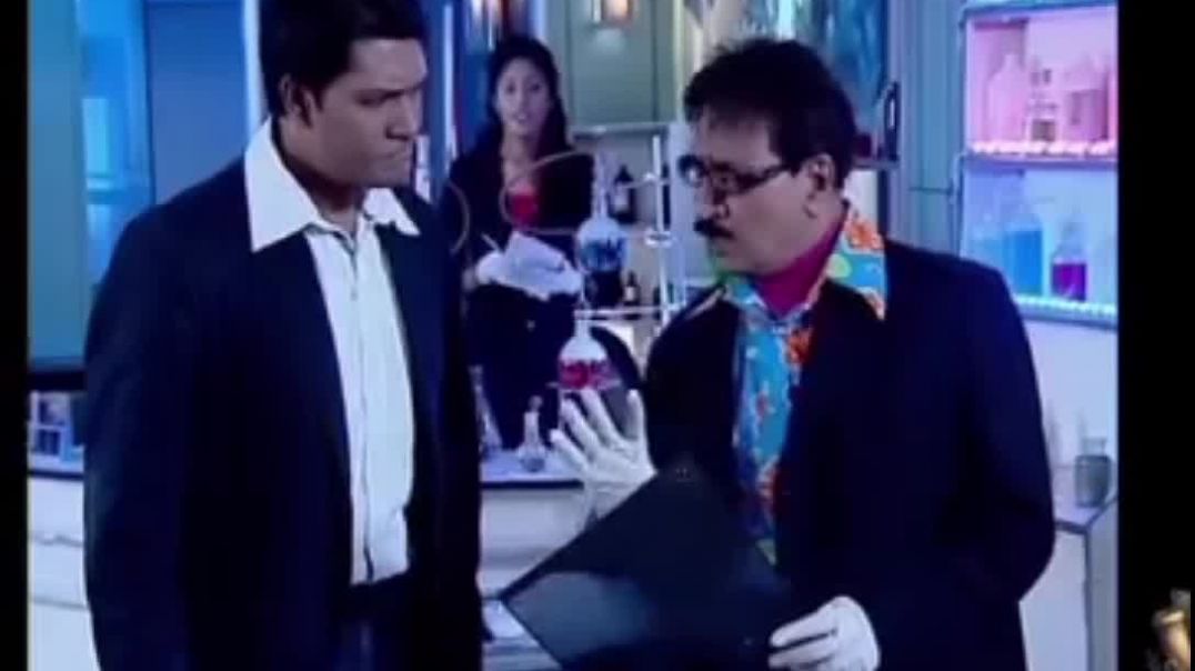 Abhijeet ❌ Tharki Abhijeet ✅