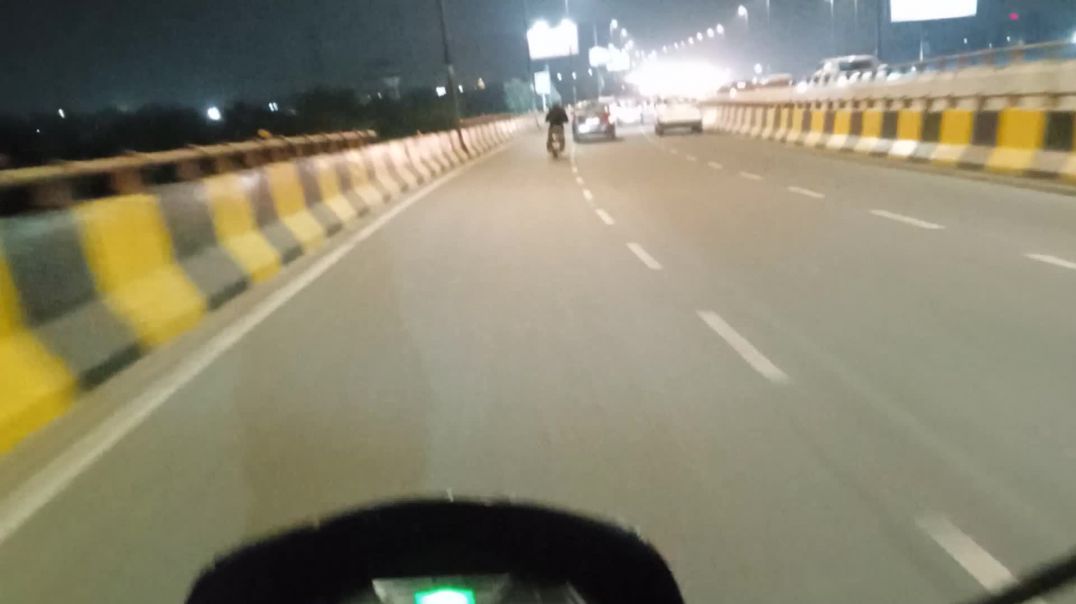 ⁣Trevling vlogs vedio Day 32