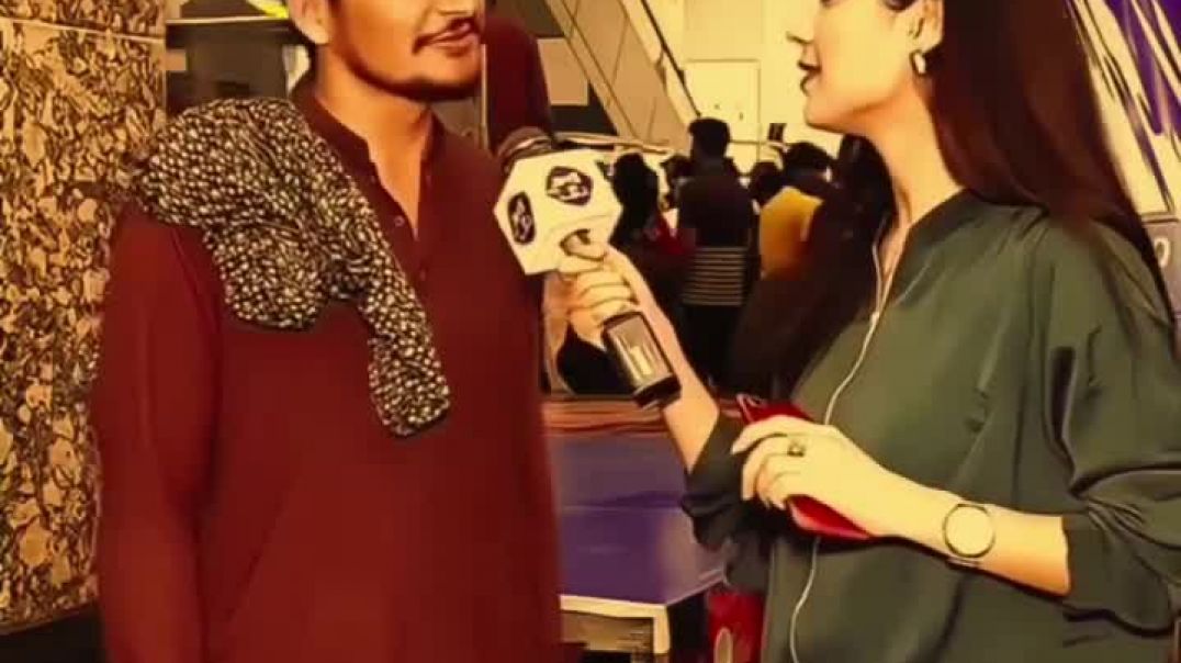 ⁣DOSTI ASI HONI CHAHIYE