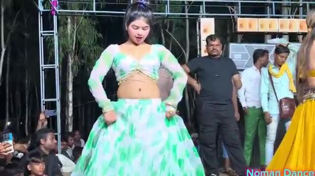 ⁣_Arkestra _ ढोढ़ी पर चटनी मलइया _ Balam Karihaiya daba di _ Maya Magar _dance _ Maya Magar Dance(360