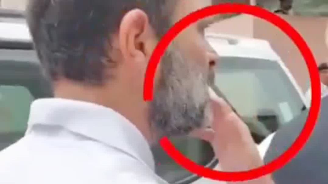 ⁣देख लो इनके लक्षण | ये PM बनने का ख्वाब भी कैसे देख लेते हैं #viralvideo #viralshorts