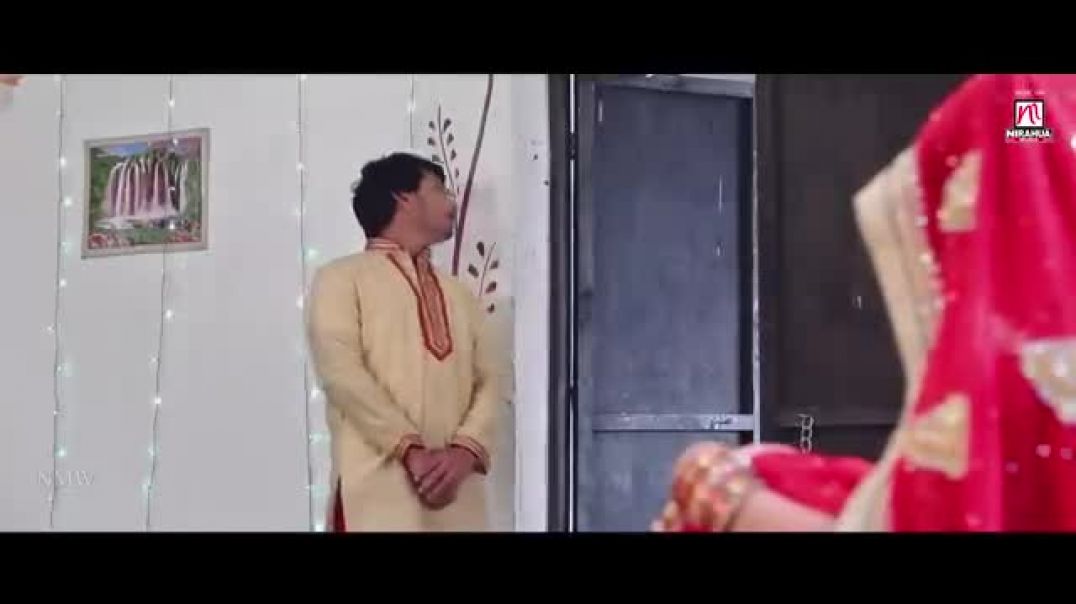 Ghoonghat_Mein_Ghotala__Full_Bhojpuri_Movie__Pravesh_Lal_Yadav___Mani_Bhattachariya___Richa_Dixit(36