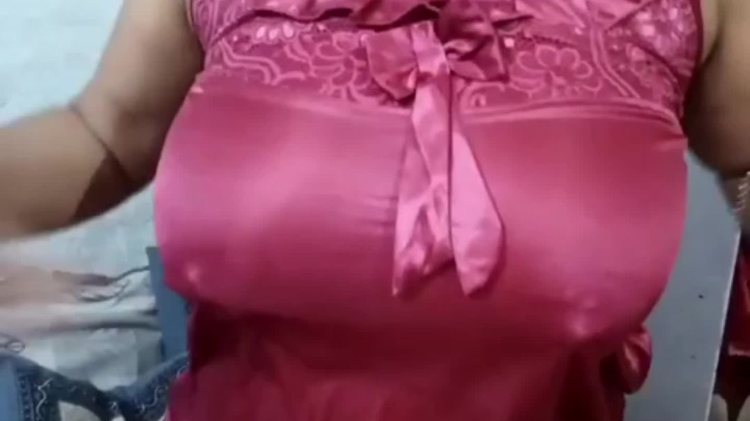 ⁣Bhabhi ka sexy dance