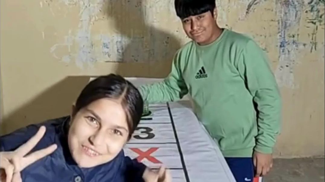 ⁣Bottle Rolling Challenge !! #funny_local_game #familygames #funny #games #challenge