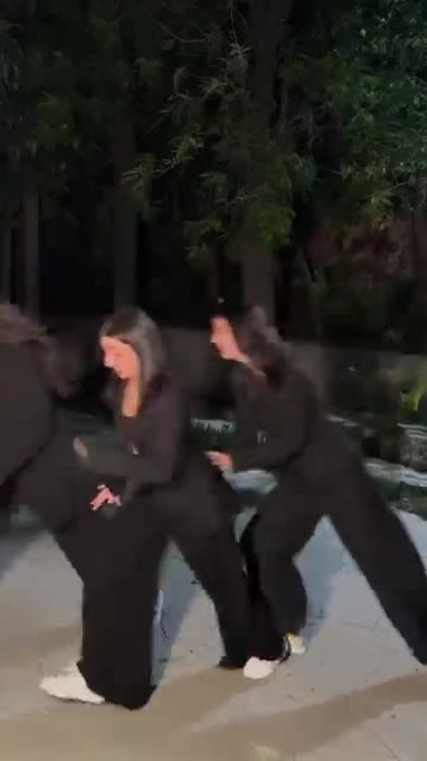 Tauba_Tauba___Dance_Video___khyati_Sahdev___Funny_Video___#ytshort___vicky_kaushal___bad_newz(360p)