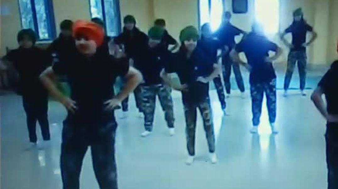 सदा एक तिरंगा भारी