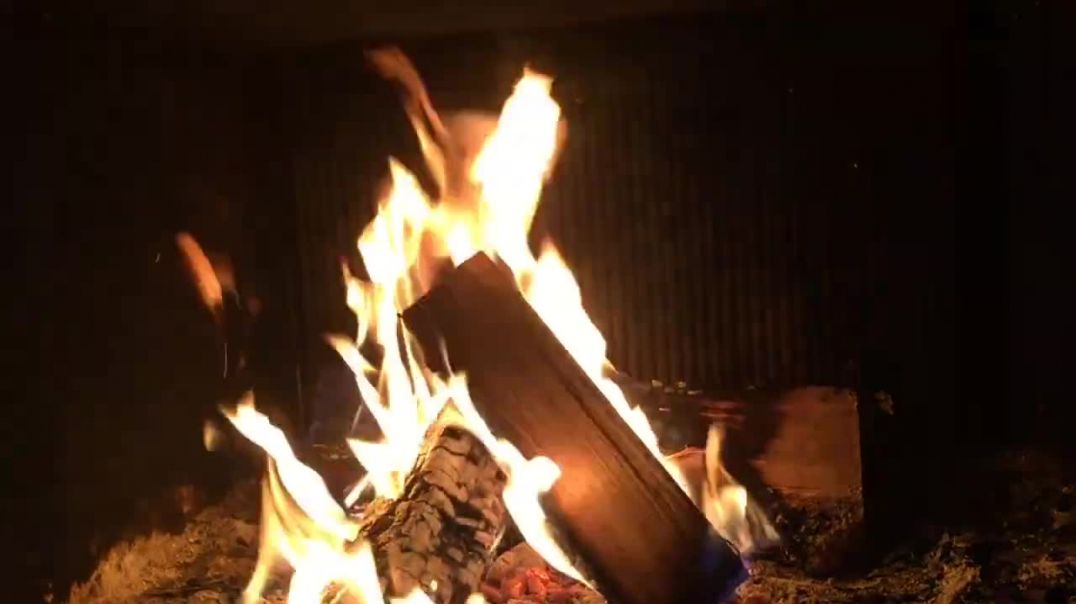 ⁣Instrumental Christmas Music With Fire Place &amp;amp; Piano Music