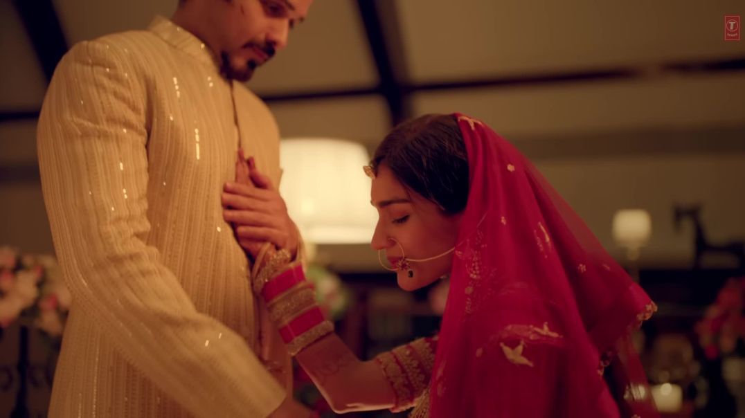 ⁣Lut Gaye (Full Song) Emraan Hashmi, Yukti | Jubin N, Tanishk B, Manoj M | Bhushan K | Radhika-Vinay