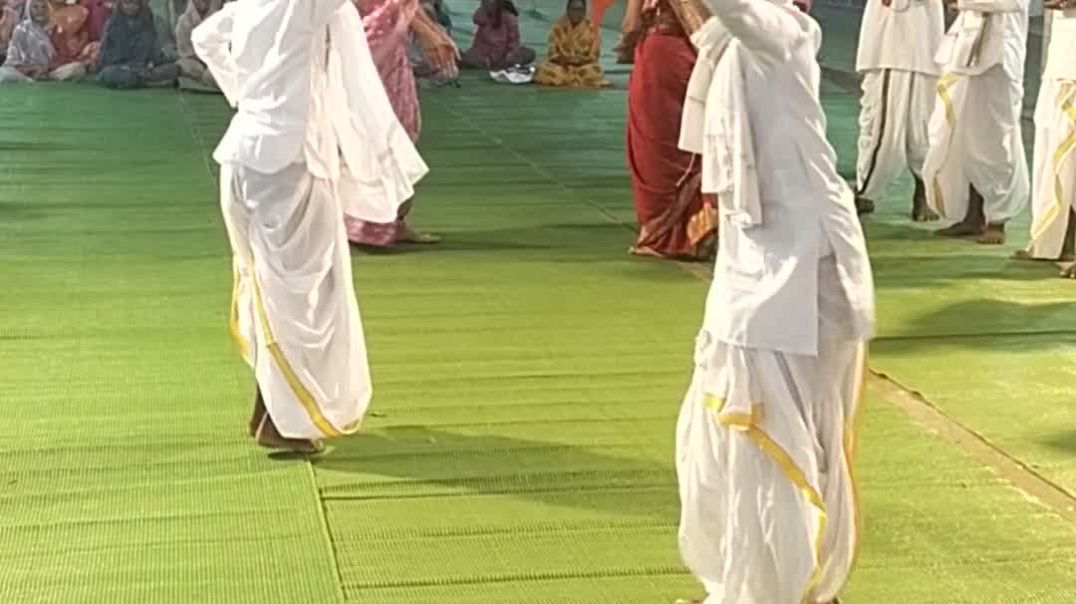 ⁣Apna Tube/ वारकरी संप्रदायातील एक प्रकार फुगडी