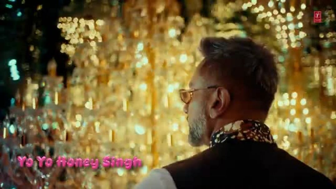 ⁣CHILLGUM__Official_Video___YO_YO_HONEY_SINGH___MALAIKA_ARORA___51_GLORIOUS_DAYS___BHUSHAN_KUMAR(360p