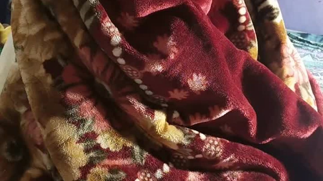 ⁣ଥଣ୍ଡାରେ କେମିତି ପ୍ରେମ ହେଉଚୁ😜😄