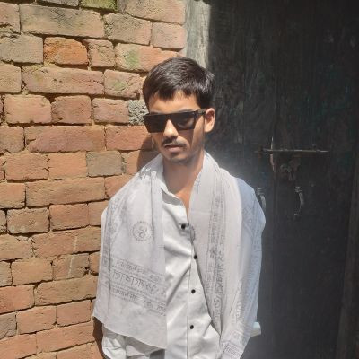 105851718618242609828