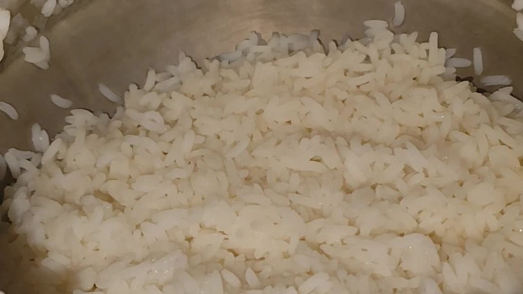 ⁣Dupurer menu.দুপুরের মেনু।