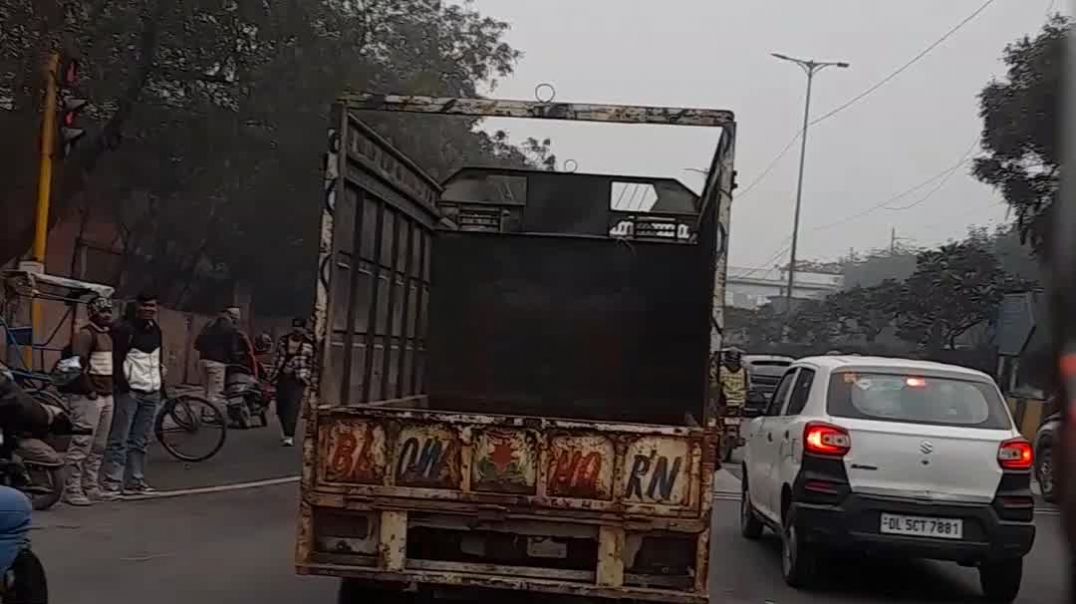 ⁣# कानुन तोडने बालों के खिलाफ पुलिस प्रशासन की नीद कब खुलेगी#🤣🤣#