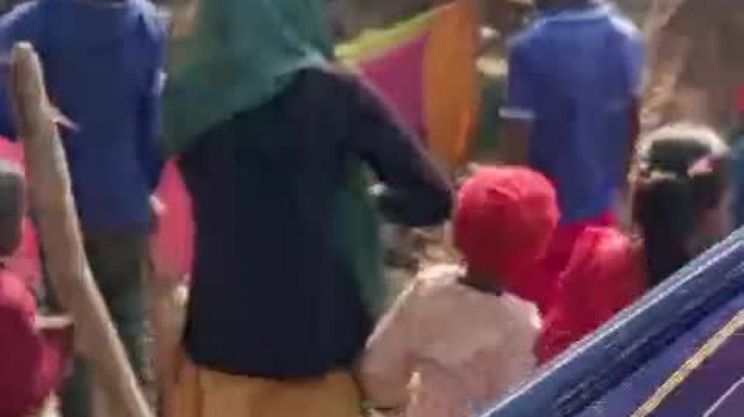 Aaj hamre ghar pe nag mahraj ka reskiu