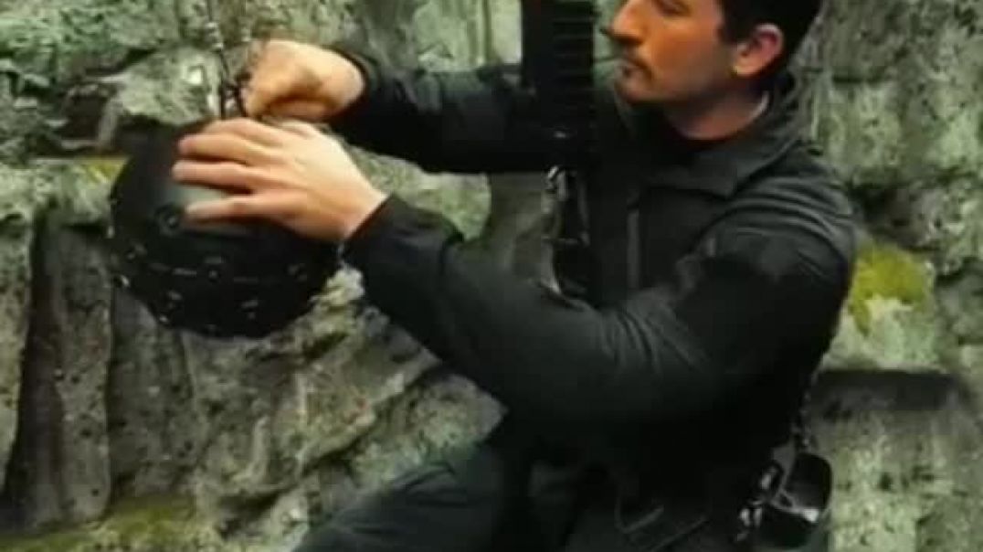 ⁣रहस्यमय खाई#shorts#filmy#filmystory#cinematic <br> <br>#storytelling