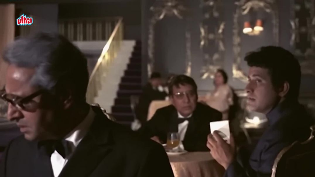 ⁣Bharat Ka Rehnewaala Hoon (Hai Preet Jaha Ki Reet) _ Manoj Kumar Desh Bhakti Songs _ Mahendra Kapoor