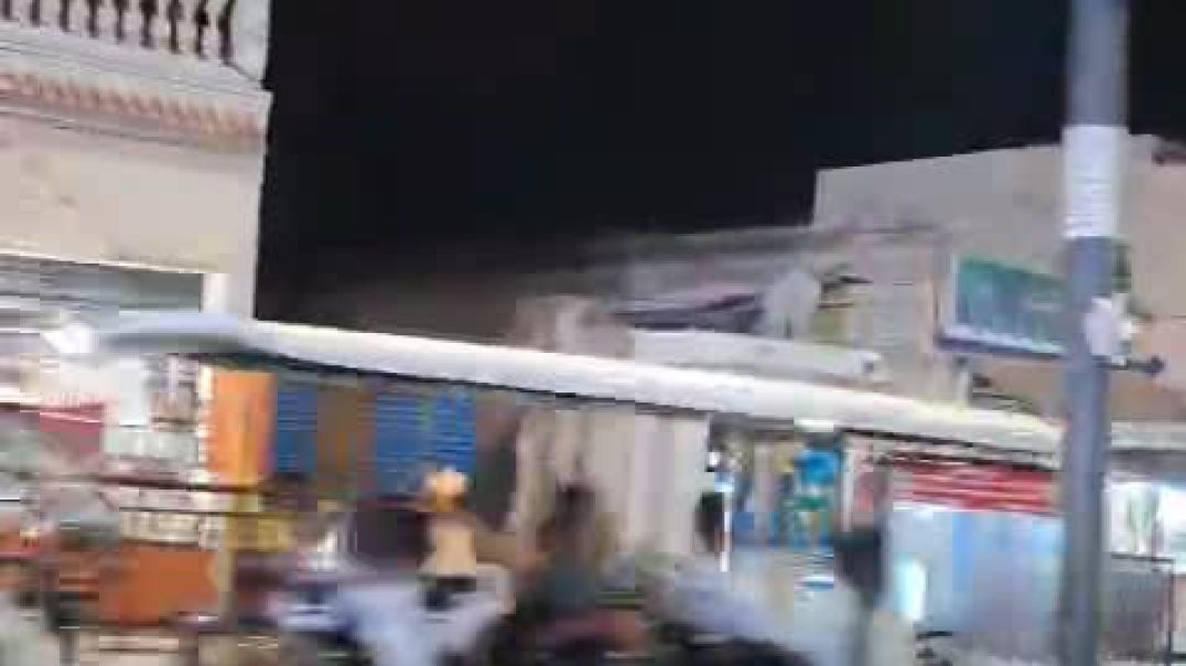 ⁣Vrindavan ghurte jaor patha. বৃন্দাবন।