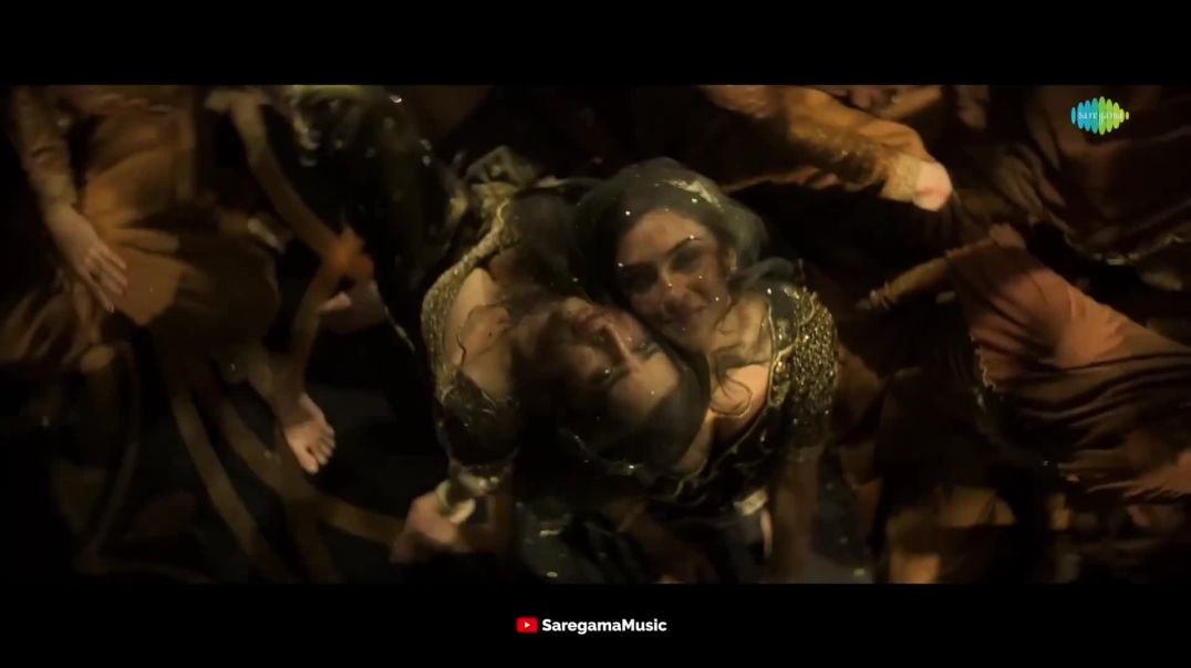 Kachi_Kali_Sada_Masoom_Chehra,_Tenu_Shararat_Sikhawan,_Ayesha_Khan,_Dhurandhar_Song,_Ranveer_Singh_M