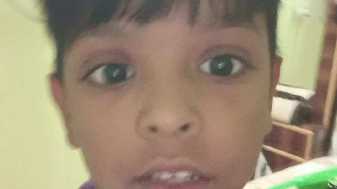 ⁣Mamma Ne banae testi laddu