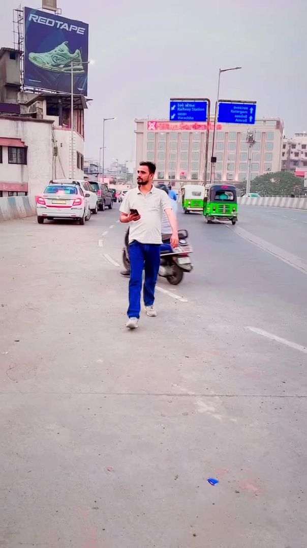 Expression and looking