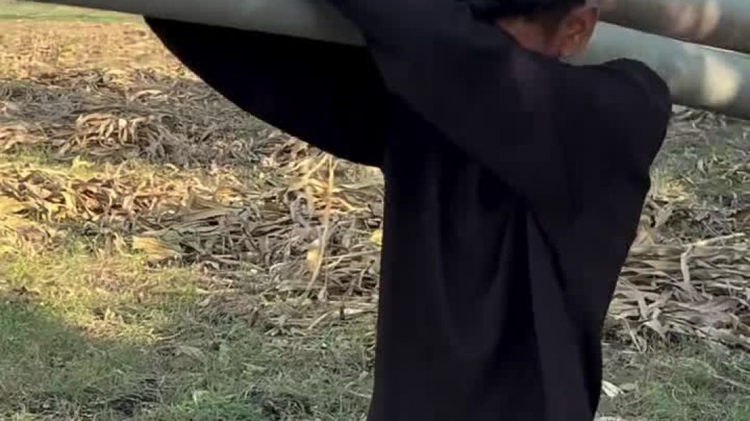 ⁣_trending funny 😂🤣(MP4)