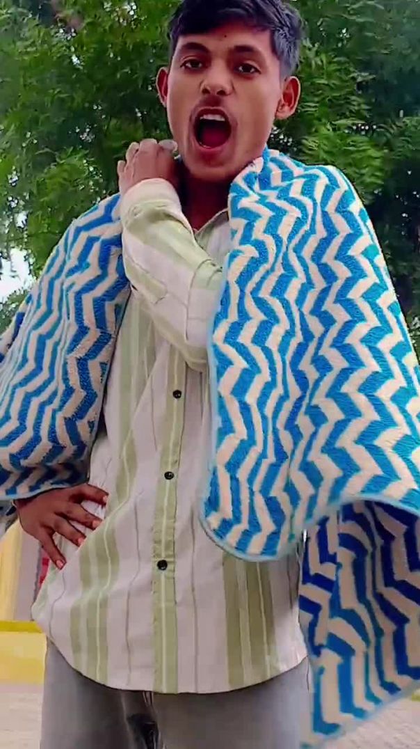 shal to har shal badalta hai #comedy #video #funnyclip​