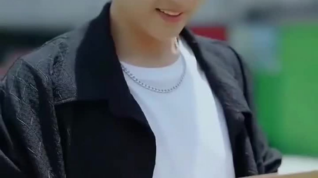 ⁣Aryan magic boy 17