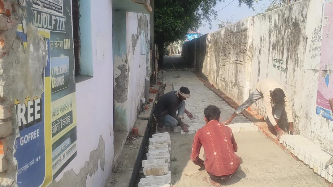 ⁣Mera kam chalta hua