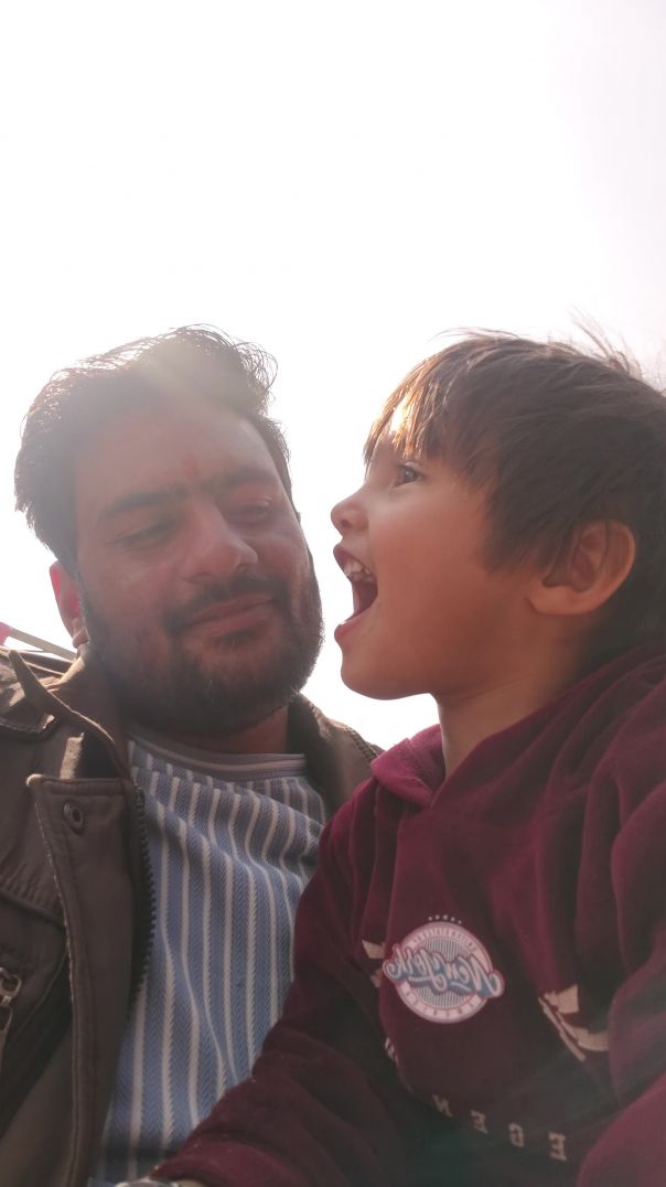 पापा के साथ मस्ती