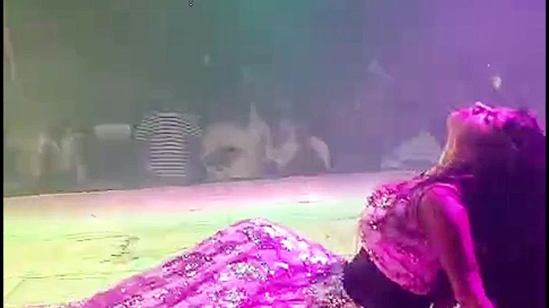 ⁣tukur tukur dekhte ho kya #dance #reels #shorts #india