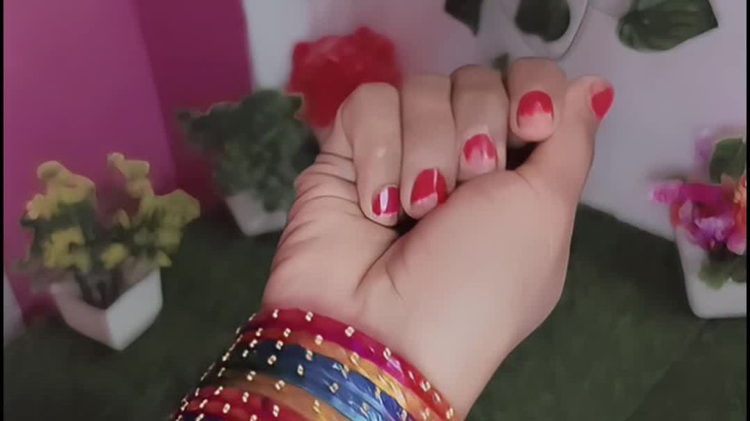 ⁣Beautiful bangles