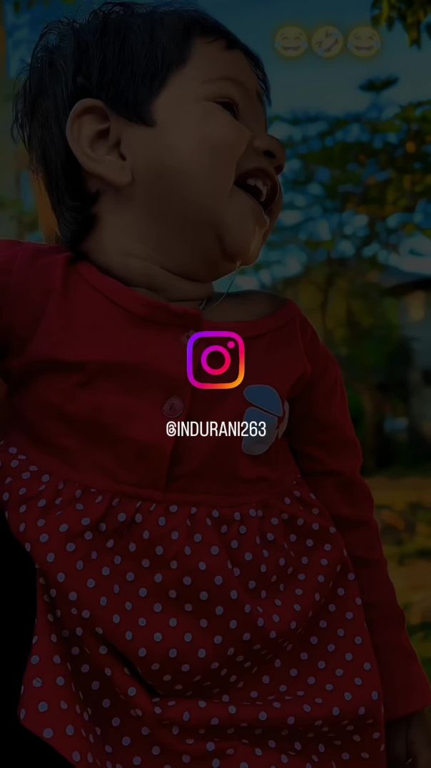 इतनी प्यारी हंसी बच्ची ने तो दिल खुश कर दिया