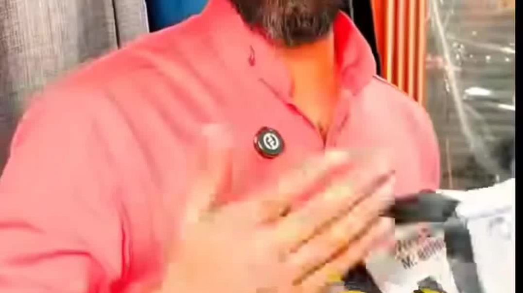 ⁣पैन्ट खरीदने वाले ने पागल बना दिया। 😭😂