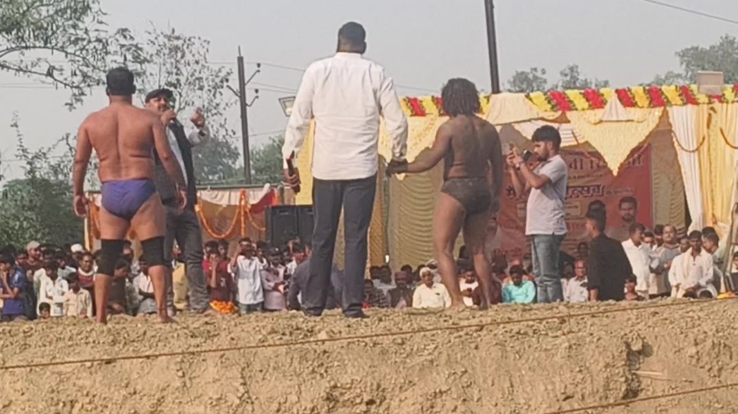 भूटान के पहलवान चिंम चिम डोगरा की दूसरी कुश्ती