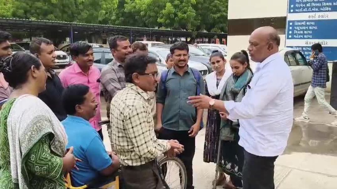 ⁣દિવ્યાંગો માટે કંડકટરની ભરતી બાબતે અમરેલી જિલ્લા સાંસદને રજૂઆત કરવામાં આવેલ